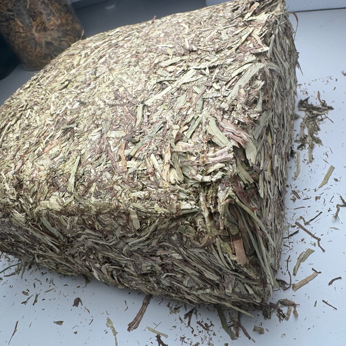 1KG Compressed Timothy Hay Block