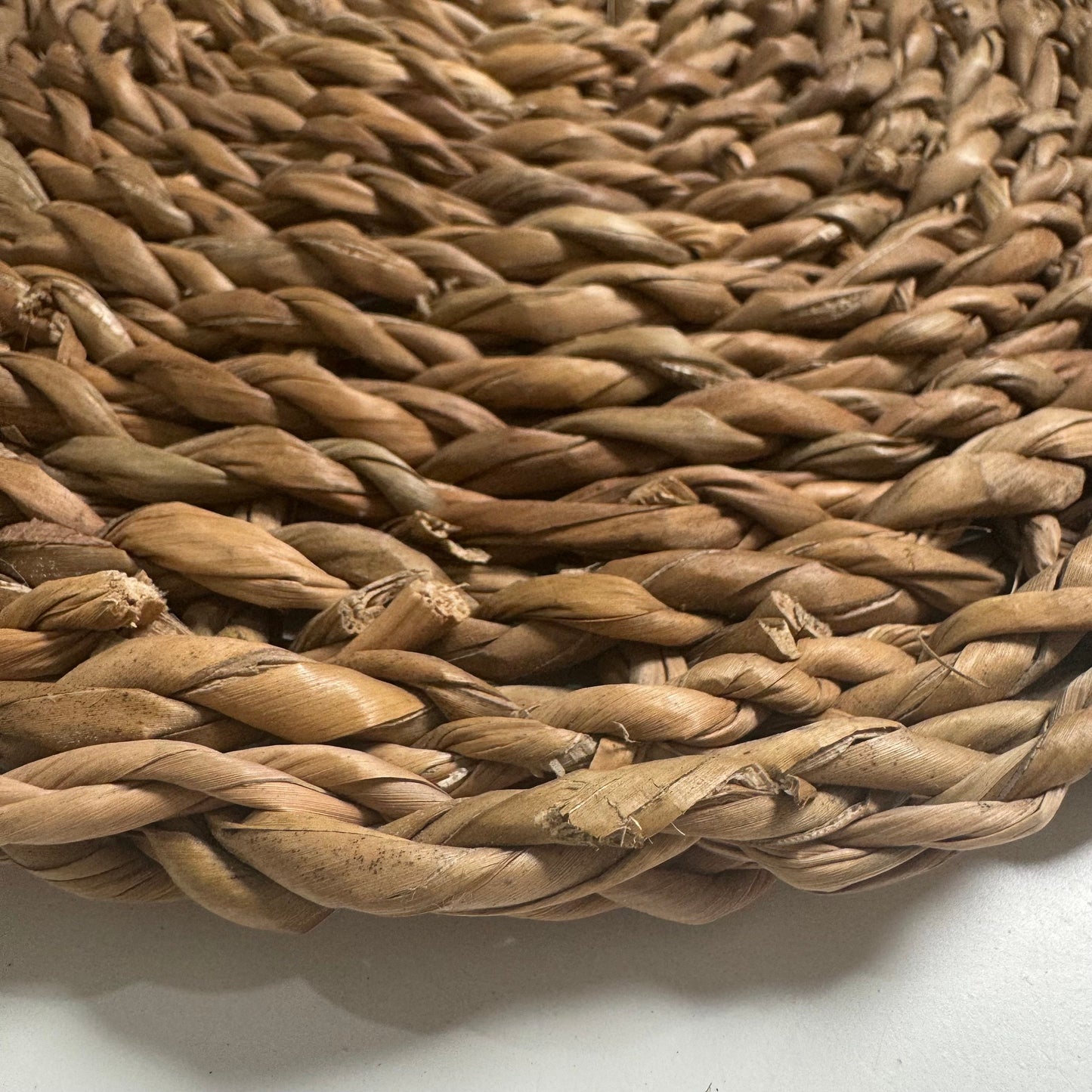 Round SEAGRASS CHEWABLE MAT