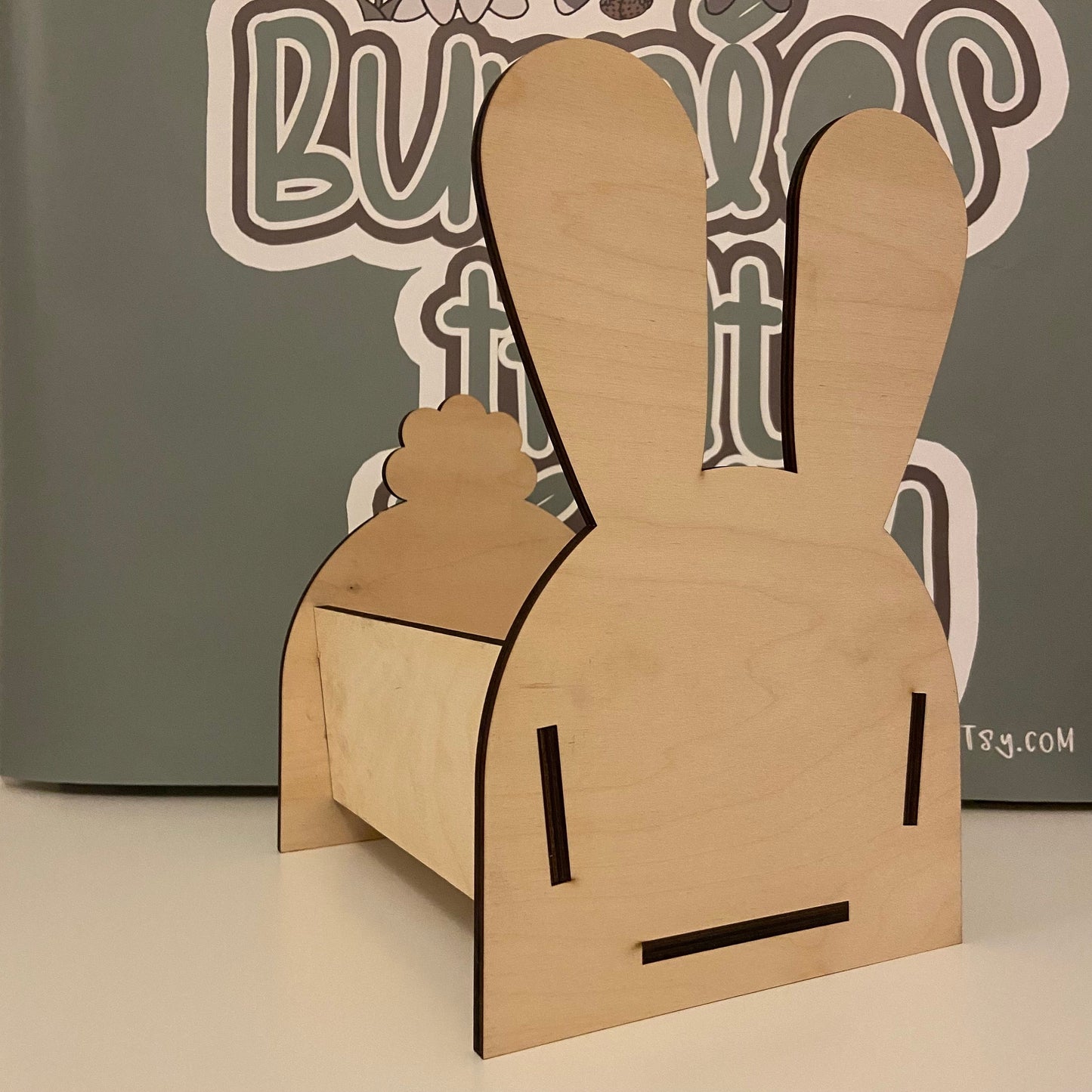 LARGE BUNNY SHAPED Hay Feeder