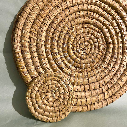 Round Palm Leaf Chewable Mat